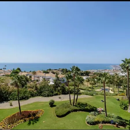 Elegant View Appartamento Benalmádena